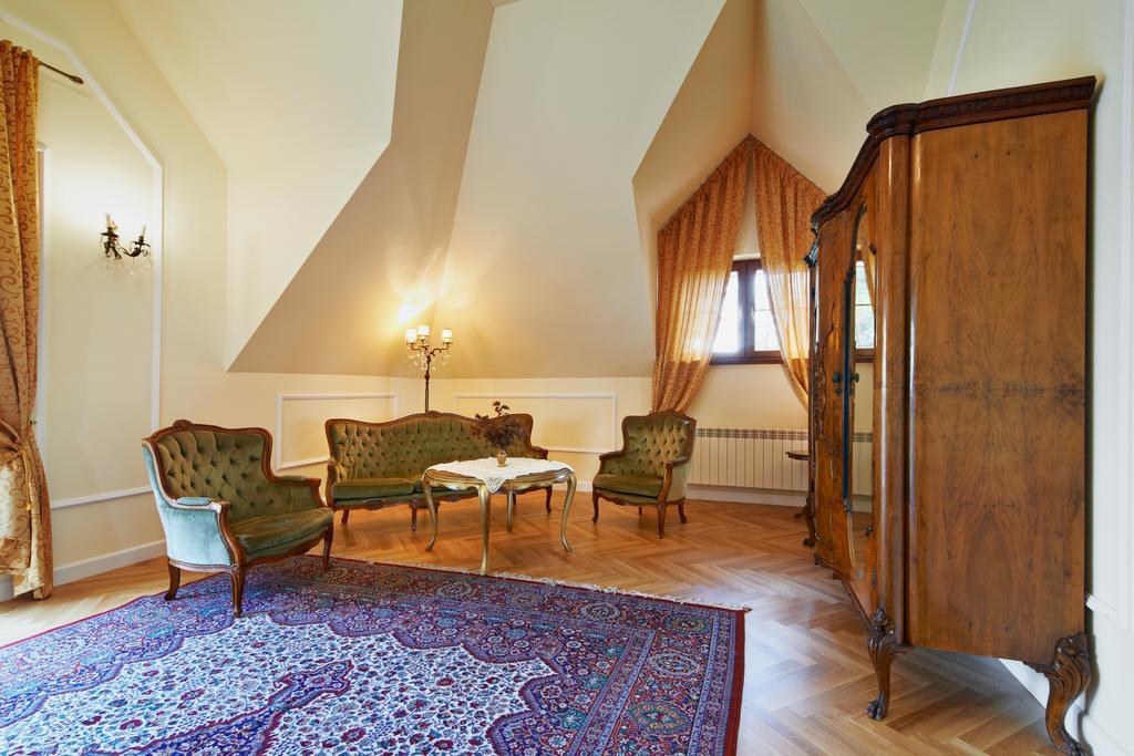 Dwór Osmolice Bialki Dolne Exterior foto